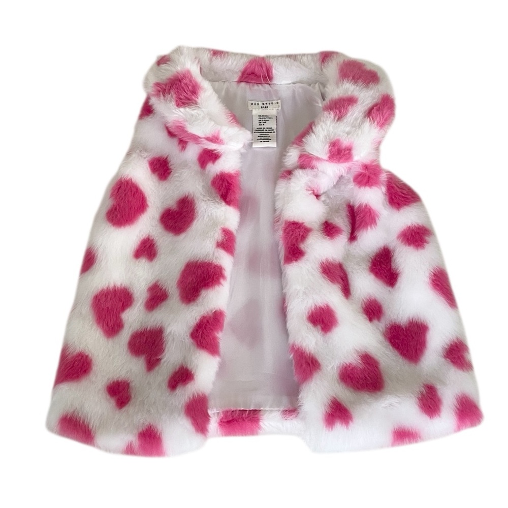 Max Studio Kids Hot Pink and White Faux Fur Heart Pattern Open Vest Girl’s 4 XS